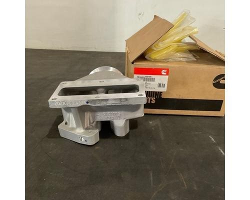CUMMINS ISB6.7 OEM Air Intake Connection