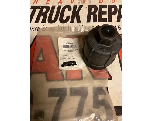 DETROIT DD15 OEM Fuel Filter Cover