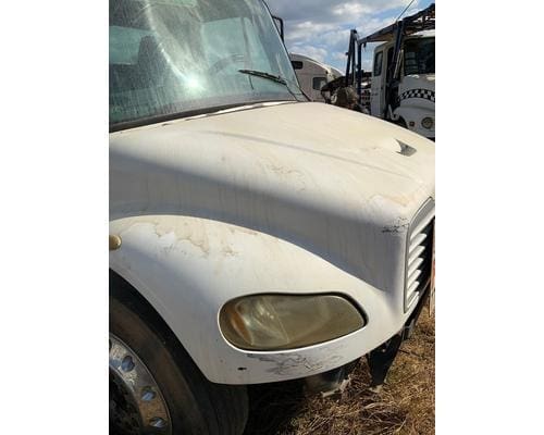 2004 FREIGHTLINER M2 106 Hood