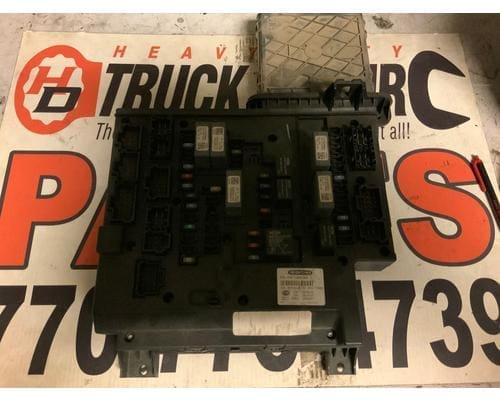 2014 FREIGHTLINER Cascadia Fuse Box