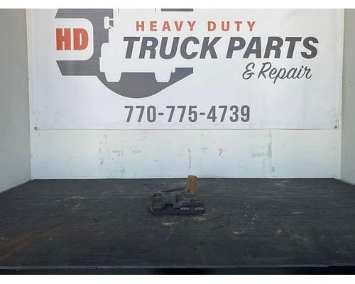 INTERNATIONAL Prostar Engine Mounts