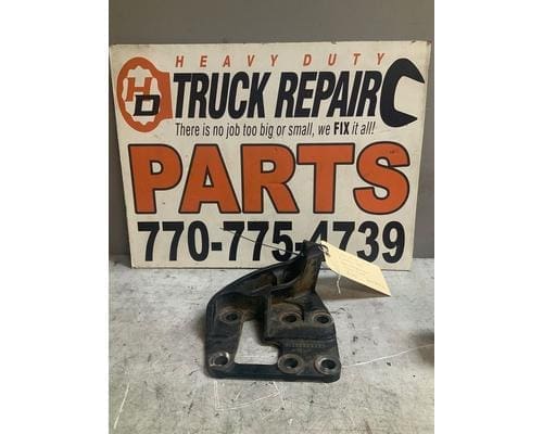 INTERNATIONAL Prostar Engine Mounts