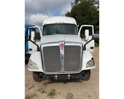 2017 Kenworth T680 Hood Assembly
