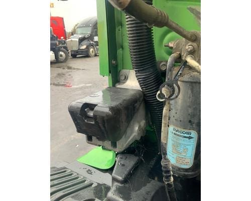 2019 KENWORTH T680 KENWORTH T680 Hood