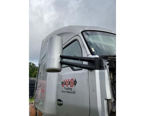 KENWORTH T680, Right Mirror (Side View)