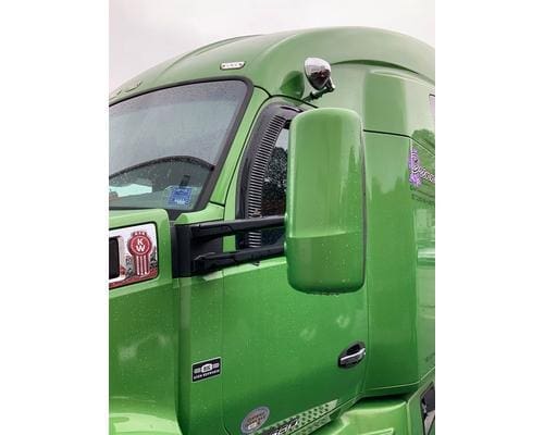 KENWORTH T680, Left Mirror (Side View)