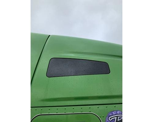 KENWORTH T680, Right Roof Glass