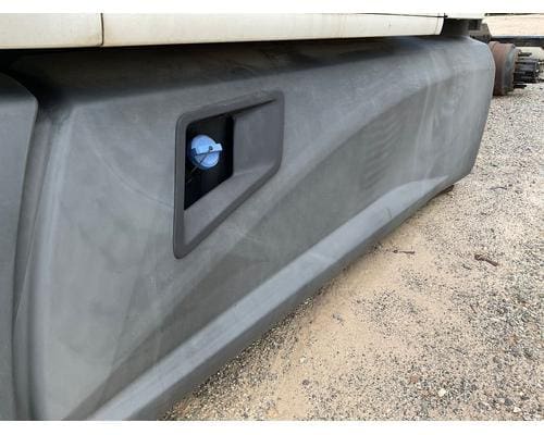 2017 Kenworth T680 Driver Side tank fairing