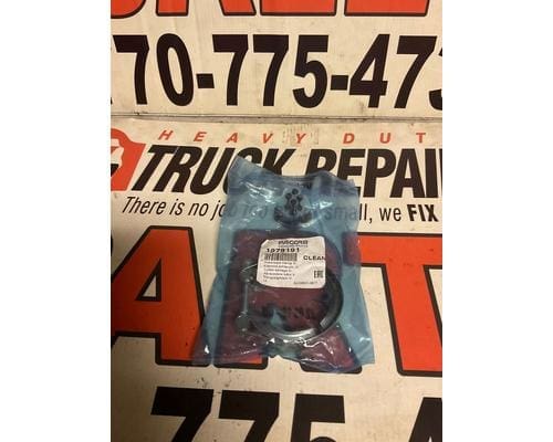 PACCAR MX-13 OEM V Clamp