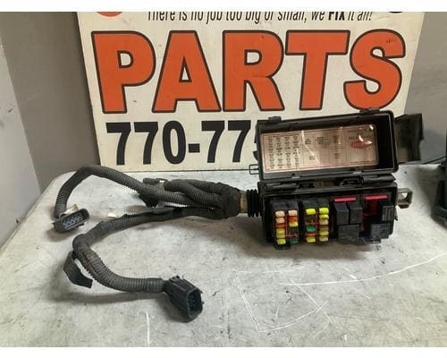 PETERBILT 386 Fuse Box