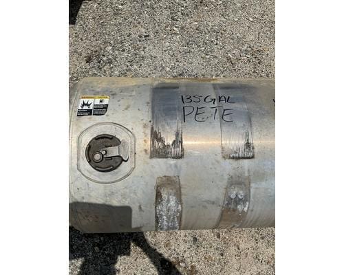 2013 PETERBILT 579 PETERBILT 579, Right Fuel Tank