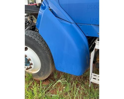 1999 STERLING L9500 SERIES STERLING 9500, 2FWYHWE37XAF40598 Fender
