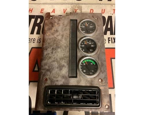 IHC 9200/9400 Panel 3592615C91 Gauges (all)