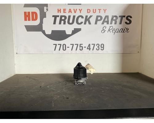 2015 VOLVO VNL VOLVO D13 Crankcase Ventilator