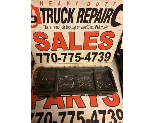 2001 VOLVO VNM VOLVO VNM Instrument Cluster