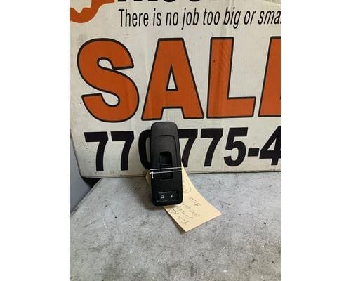 Passenger side window switch from a Kenworth T680 Q27-6082-1101