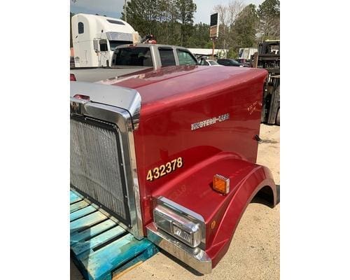 Hood Assembly from a 2002 Western Star 4964EX